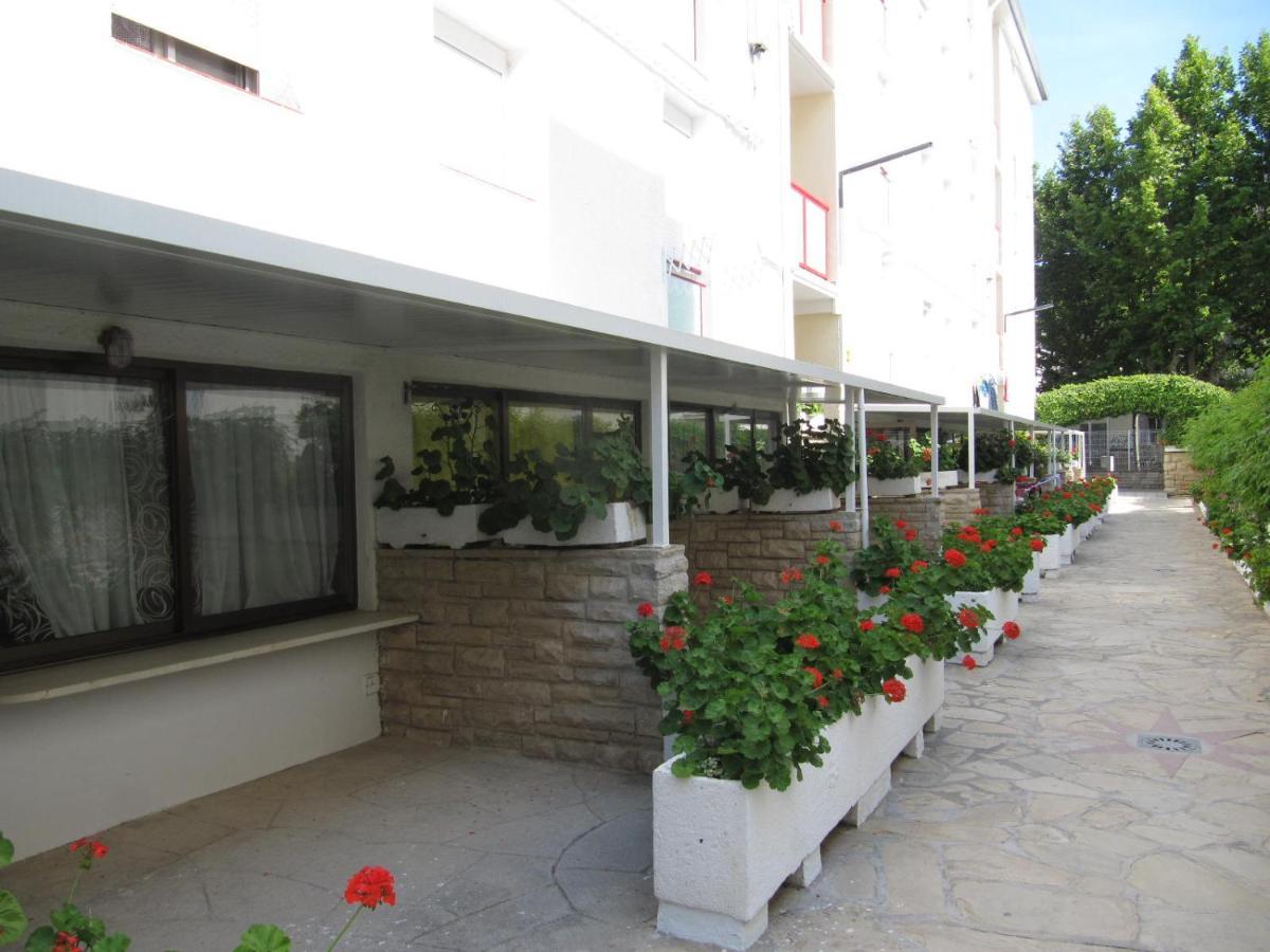 Apartamentos Corcega Palmyra Salou Kültér fotó